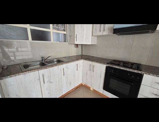 1 BEDROOM PROPERTY TO RENT IN NORTH BEACH